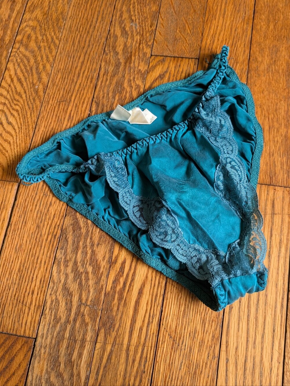 Vintage Victoria's Secret Gold Label 80's Silk Lace Trim Underwear Panties